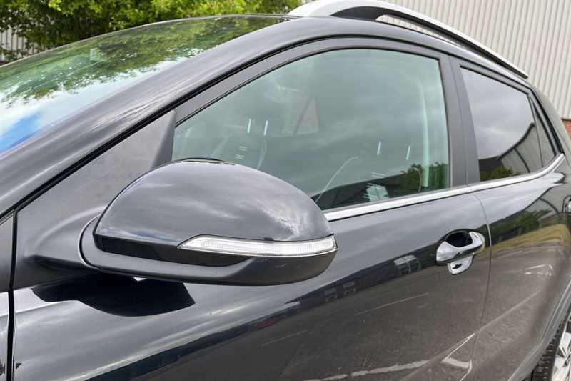 Used Kia Stonic 2021 for sale - 76490237: Photo 35