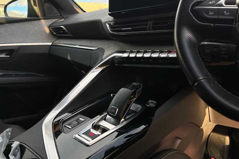 Used Peugeot 5008 2023 for sale - 77900100: Photo 14