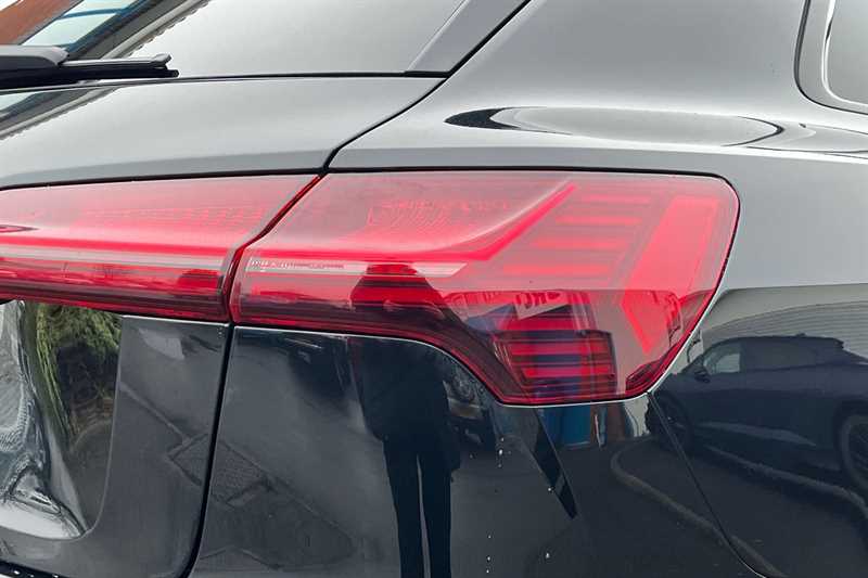 Used Audi e-tron 2022 for sale - 77811213: Photo 32