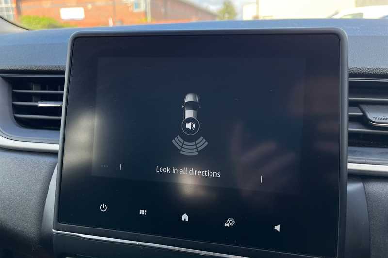 Used Renault Captur 2023 for sale - 78208239: Photo 19