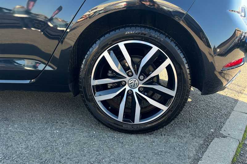 Used Volkswagen Golf 2019 for sale - 77899612: Photo 9