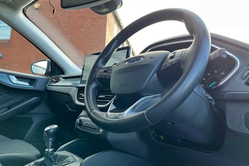 Used Ford Focus 2023 for sale - 77403247: Photo 13