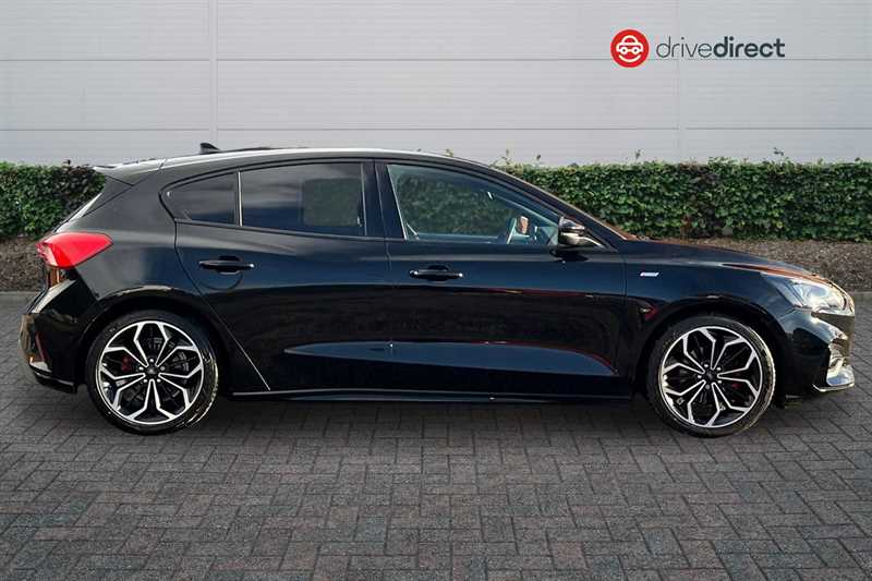 Used Ford Focus 2018 for sale - 76945084: Photo 2