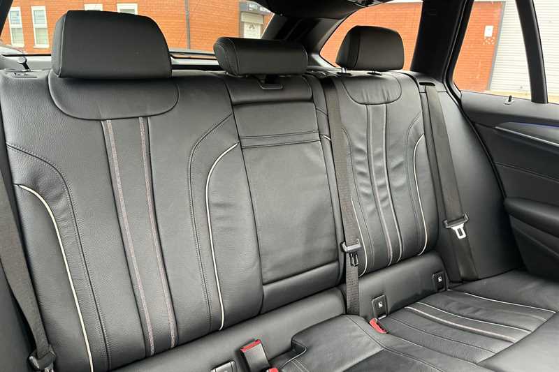 Used BMW 5 Series 2020 for sale - 76286557: Photo 24