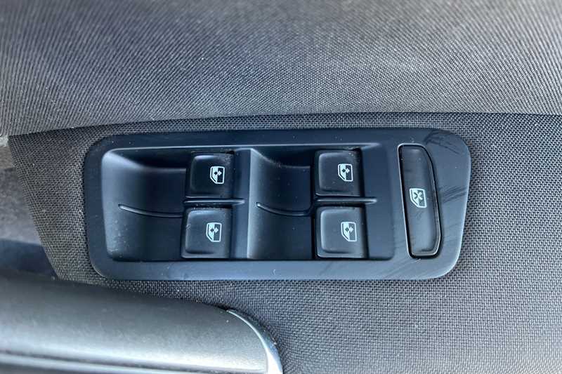 Used Volkswagen Golf 2019 for sale - 77864308: Photo 16