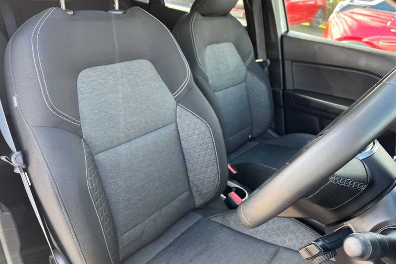 Used Renault Captur 2023 for sale - 78161113: Photo 23