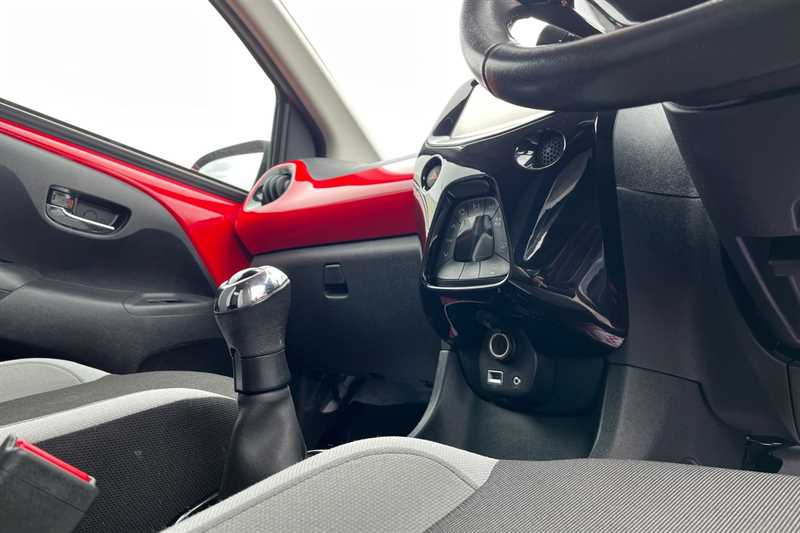 Used Toyota AYGO 2018 for sale - 78138756: Photo 14