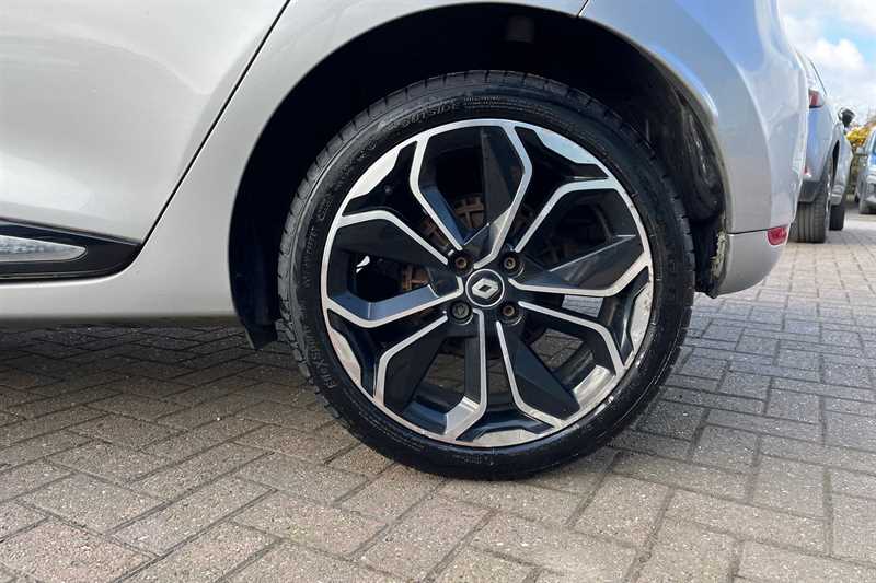 Used Renault Clio 2018 for sale - 78207692: Photo 10