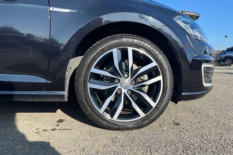 Used Volkswagen Golf 2019 for sale - 77773619: Photo 11