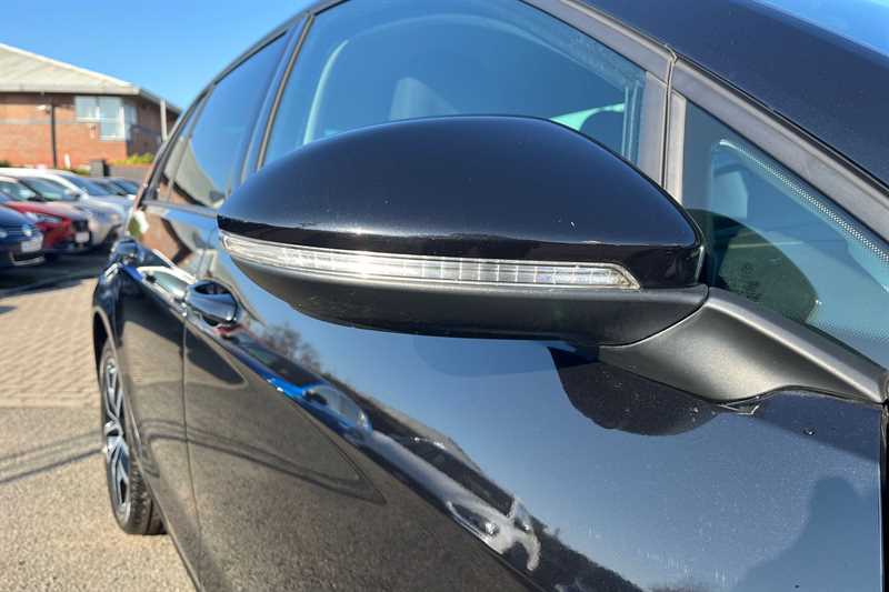 Used Volkswagen Golf 2019 for sale - 77773619: Photo 34