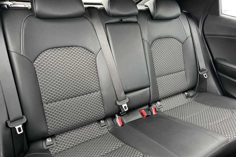 Used Kia XCeed 2023 for sale - 78139156: Photo 24