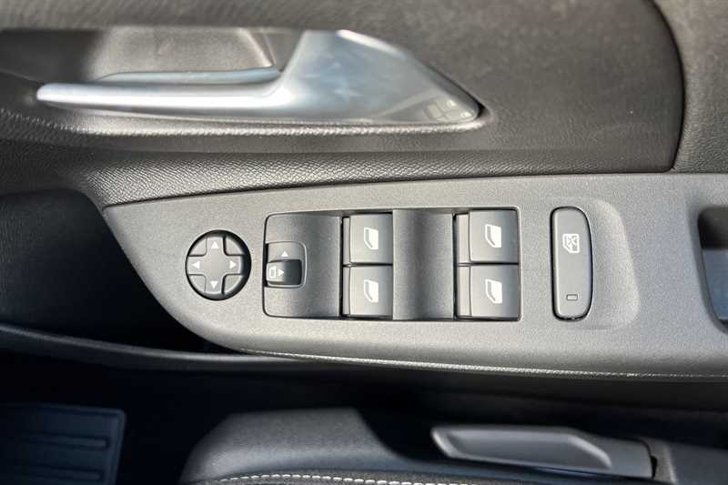 Used Vauxhall Corsa 2025 for sale - 76530189: Photo 16