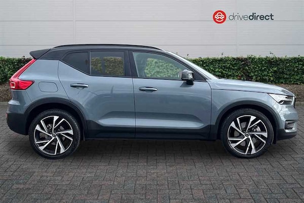 Used Volvo XC40 2020 for sale - 76204170: Photo 2