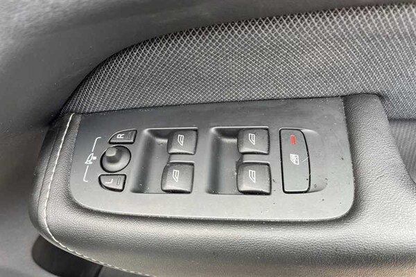 Used Volvo XC60 2020 for sale - 76155101: Photo 16