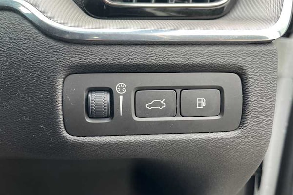 Used Volvo XC60 2020 for sale - 76155101: Photo 40