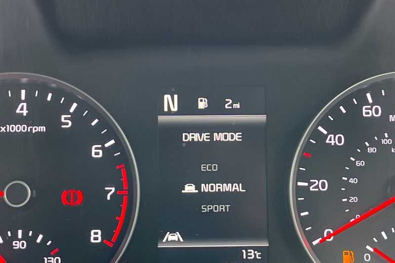 Used Kia Stonic 2021 for sale - 76529583: Photo 38