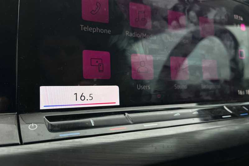 Used Volkswagen Golf 2020 for sale - 77894838: Photo 15