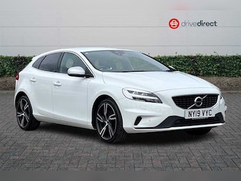 Used Volvo V40 2019 for sale - 78338334: Photo