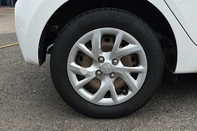 Used Hyundai i10 2019 for sale - 78009639: Photo 11