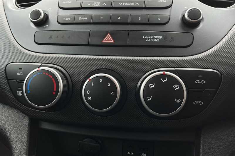 Used Hyundai i10 2019 for sale - 78009639: Photo 15