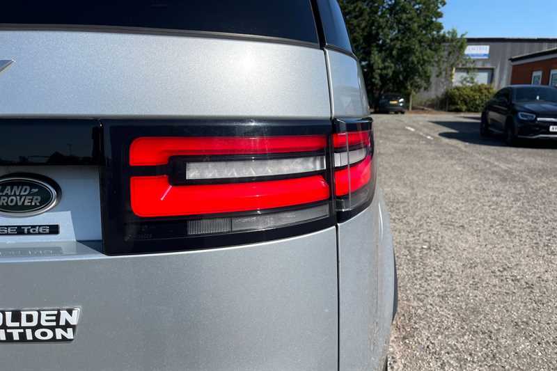 Used Land Rover Discovery 2018 for sale - 77323109: Photo 32