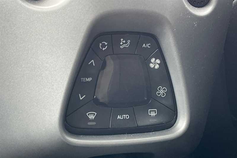 Used Toyota AYGO 2021 for sale - 76140594: Photo 15