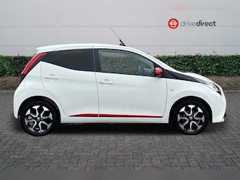 Used Toyota AYGO 2021 for sale - 76140594: Photo 2