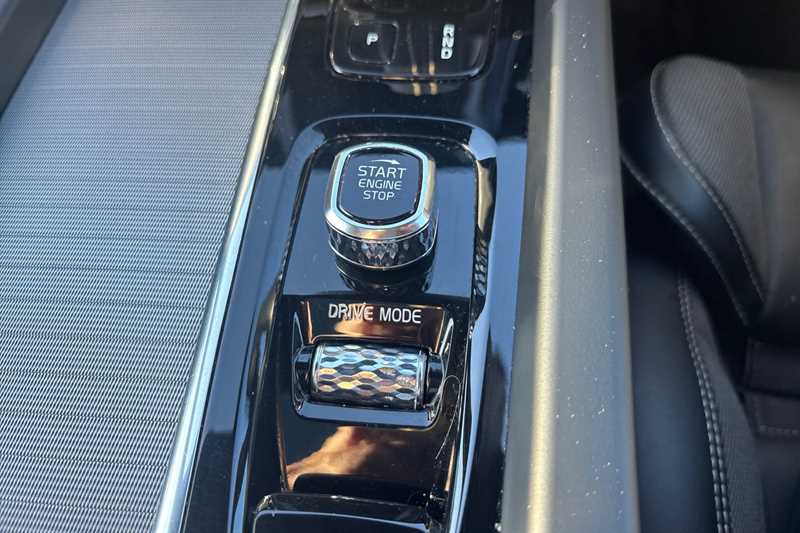 Used Volvo XC60 2020 for sale - 77459259: Photo 37