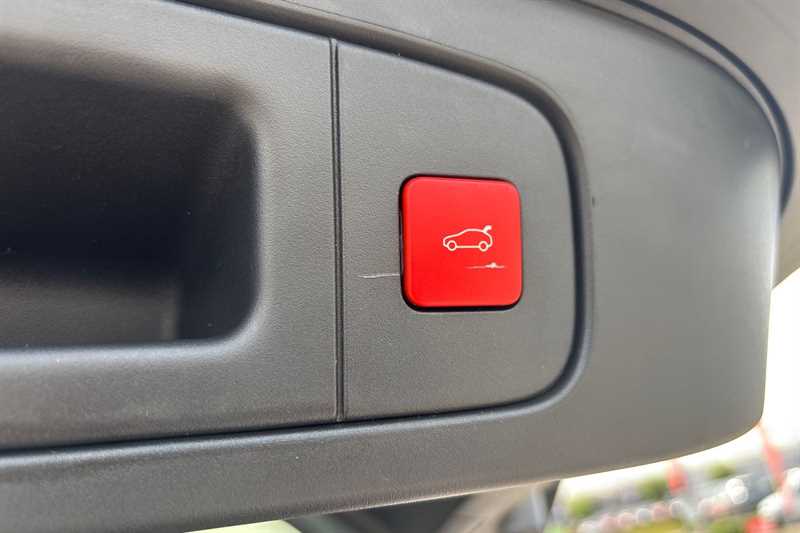 Used Citroen C5 X 2023 for sale - 77829070: Photo 40