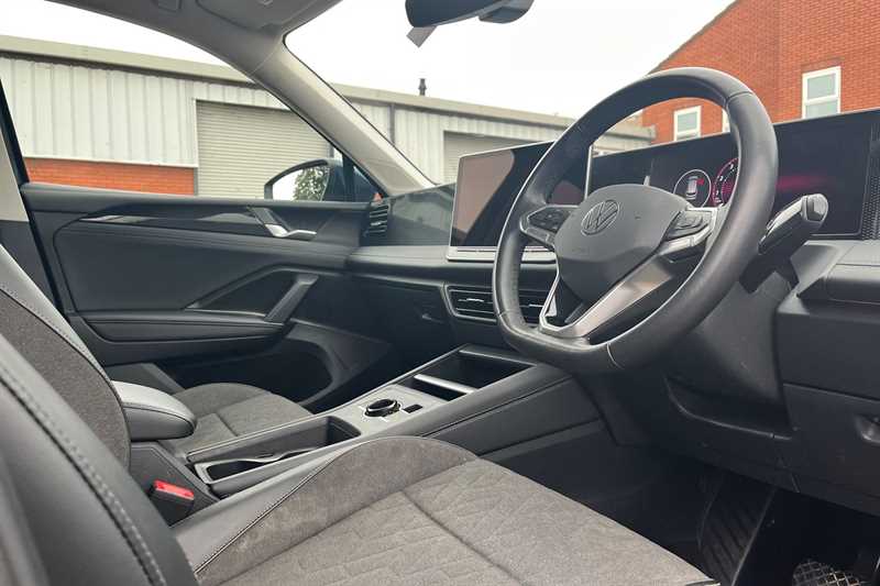 Used Volkswagen Tiguan 2024 for sale - 76311789: Photo 40