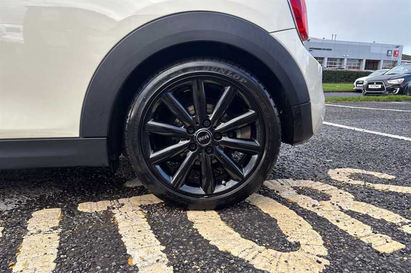 Used MINI Hatch 2017 for sale - 76790220: Photo 36