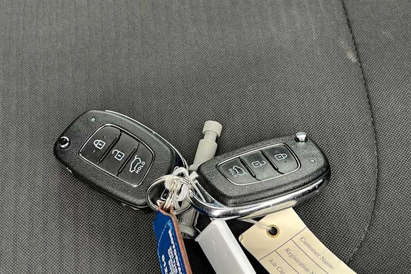 Used Hyundai i10 2022 for sale - 76776057: Photo 33