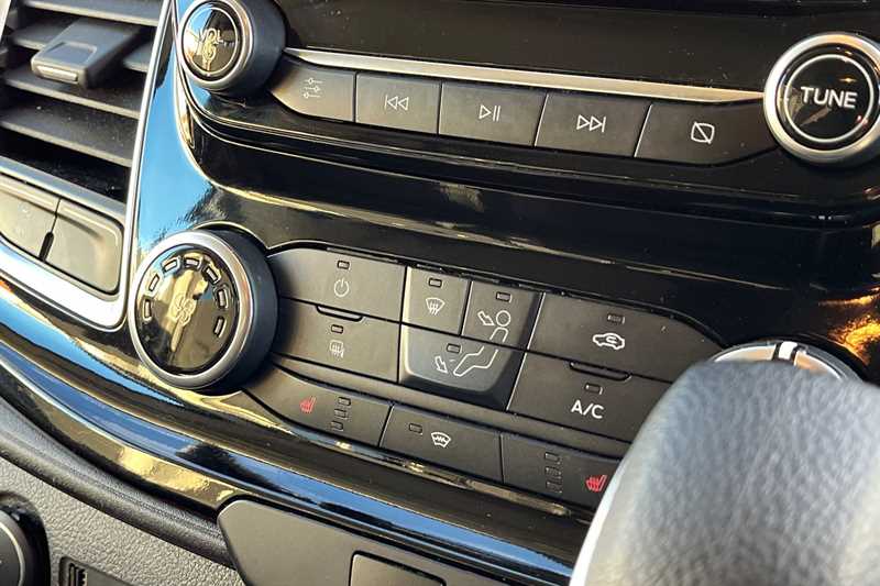 Used Ford Transit Custom 2020 for sale - 77322930: Photo 15