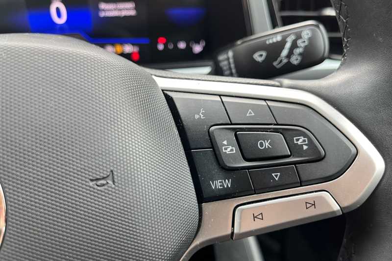 Used Volkswagen T-Roc 2023 for sale - 76443404: Photo 22