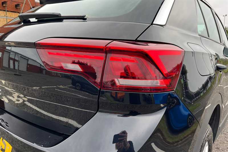 Used Volkswagen T-Roc 2023 for sale - 76443404: Photo 32