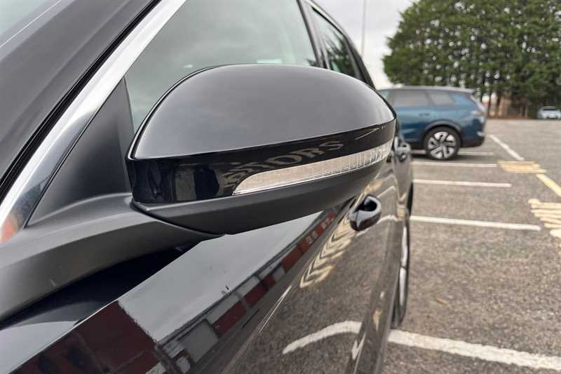 Used Volkswagen T-Roc 2023 for sale - 76443404: Photo 35