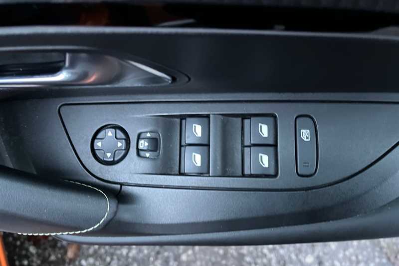 Used Peugeot 2008 2020 for sale - 76891138: Photo 16