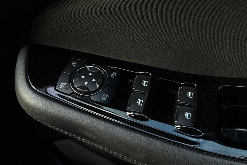 Used Ford S-Max 2020 for sale - 77887359: Photo 16