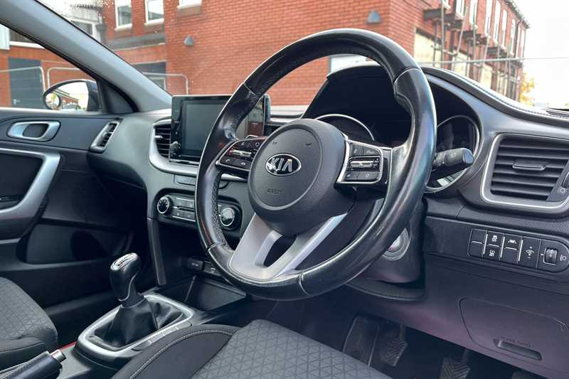 Used Kia Ceed 2020 for sale - 76329412: Photo 38