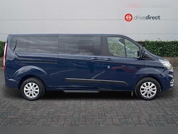 Used Ford Tourneo Custom 2021 for sale - 76956134: Photo