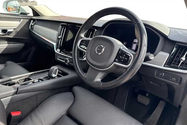 Used Volvo V90 Cross Country 2022 for sale - 75679443: Photo 10
