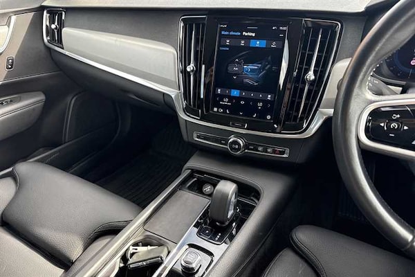 Used Volvo V90 Cross Country 2022 for sale - 75679443: Photo 14