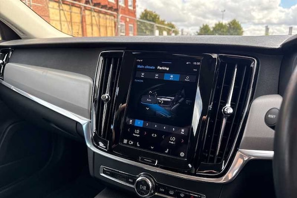 Used Volvo V90 Cross Country 2022 for sale - 75679443: Photo 15