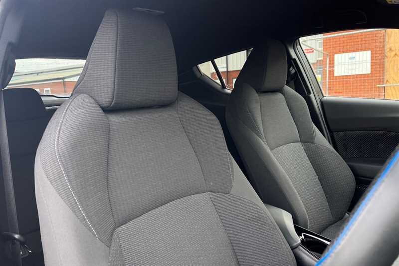 Used Toyota C-HR 2019 for sale - 77318134: Photo 23