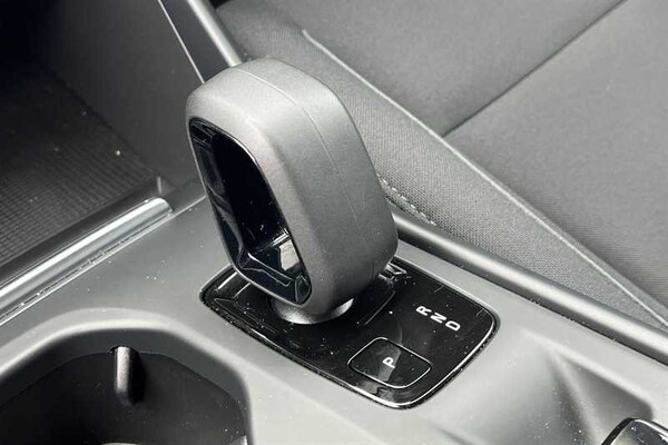 Used Volvo XC40 2021 for sale - 76125110: Photo 40