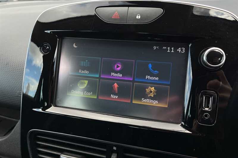 Used Renault Clio for sale - 78216864: Photo 17