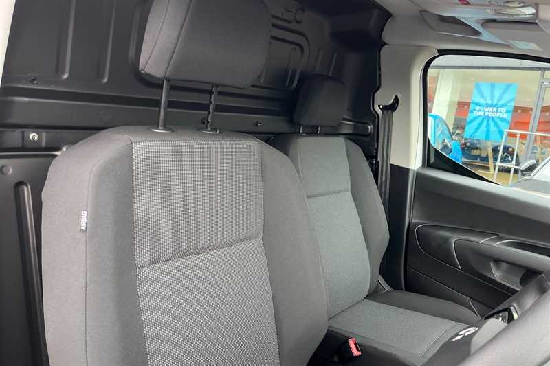 Used Vauxhall Combo Electric 2025 for sale - 77390920: Photo 23