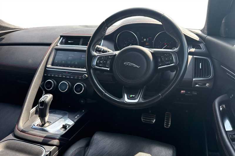Used Jaguar E-Pace 2018 for sale - 76530287: Photo 10