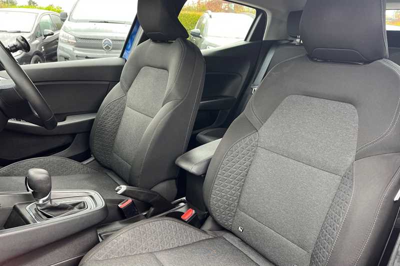 Used Renault Clio 2023 for sale - 78217132: Photo 23