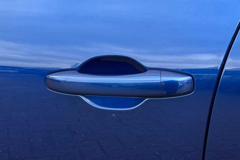 Used Renault Clio 2023 for sale - 78217132: Photo 33